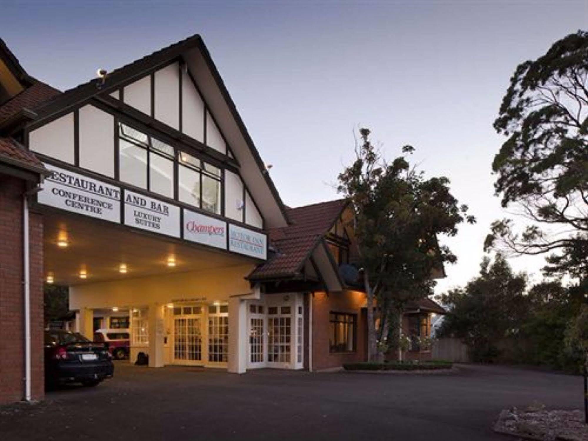 Champers Motor Inn Lower Hutt Eksteriør billede